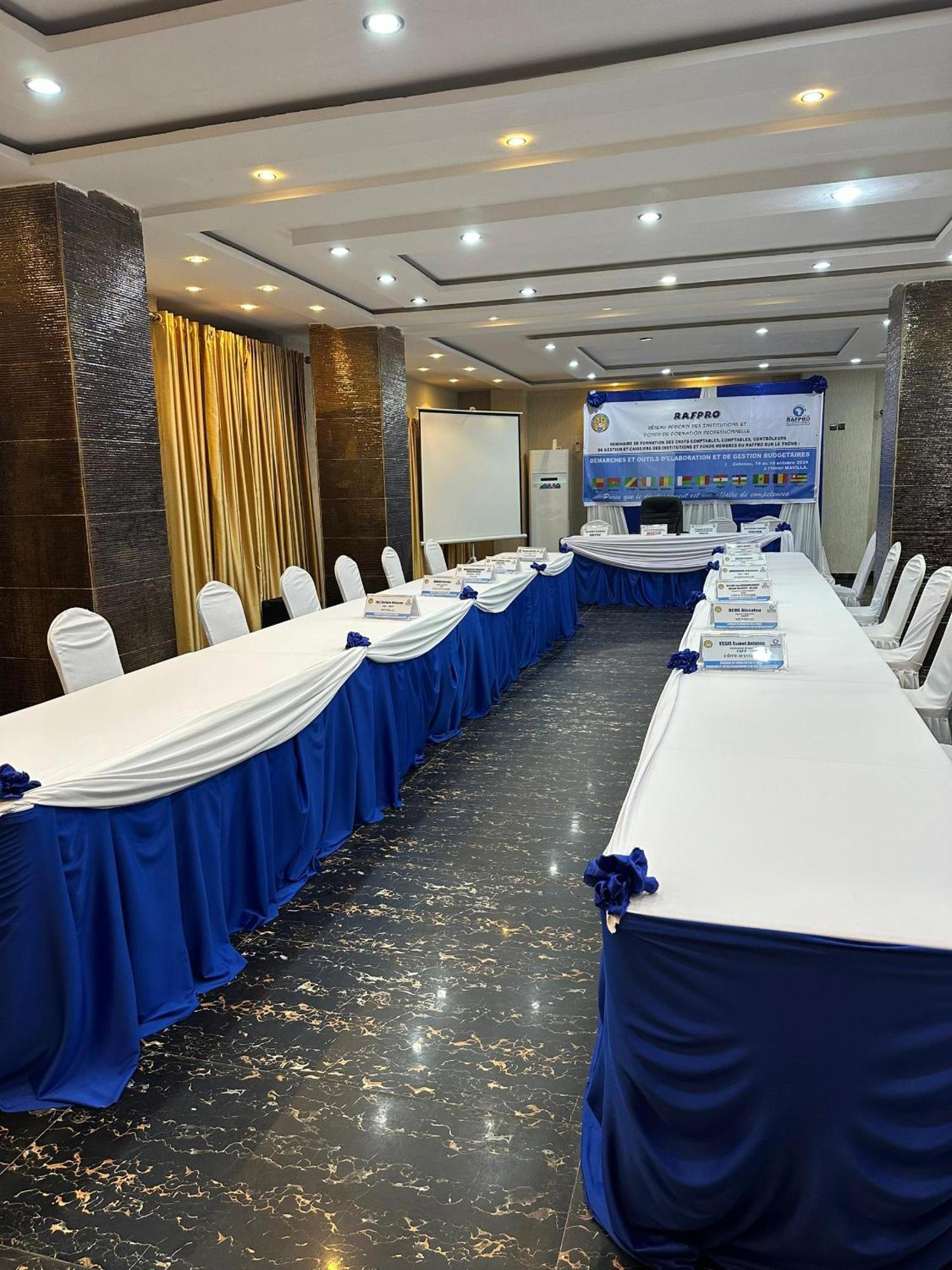 Hotel Mavilla Cotonou Extérieur photo